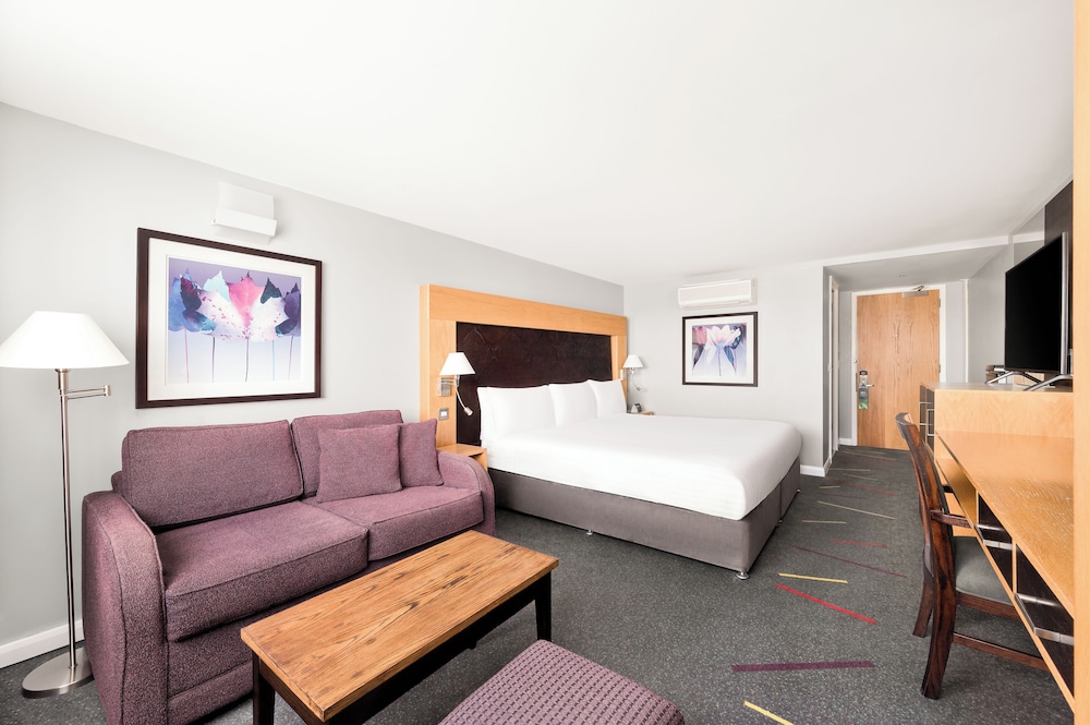 holiday inn aberdeen west by ihg
