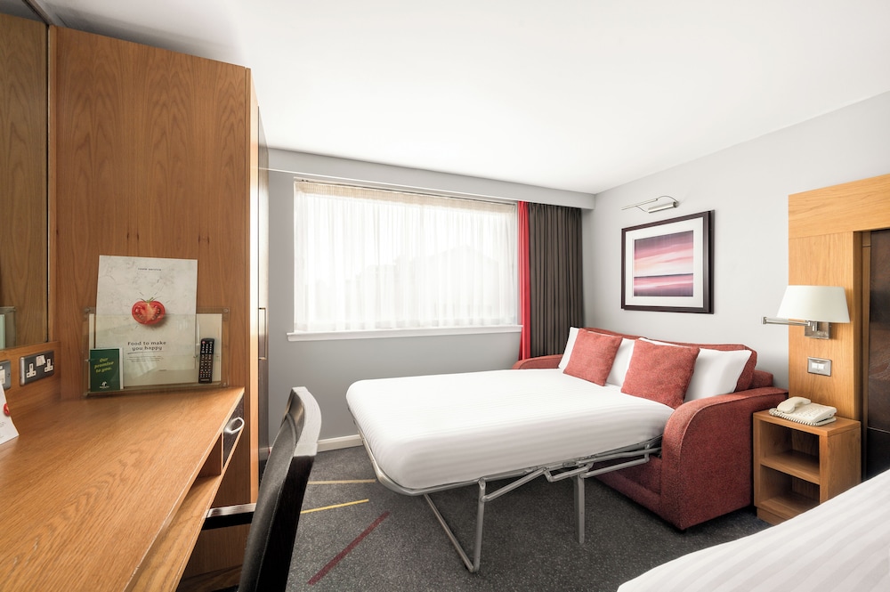 holiday inn aberdeen west by ihg