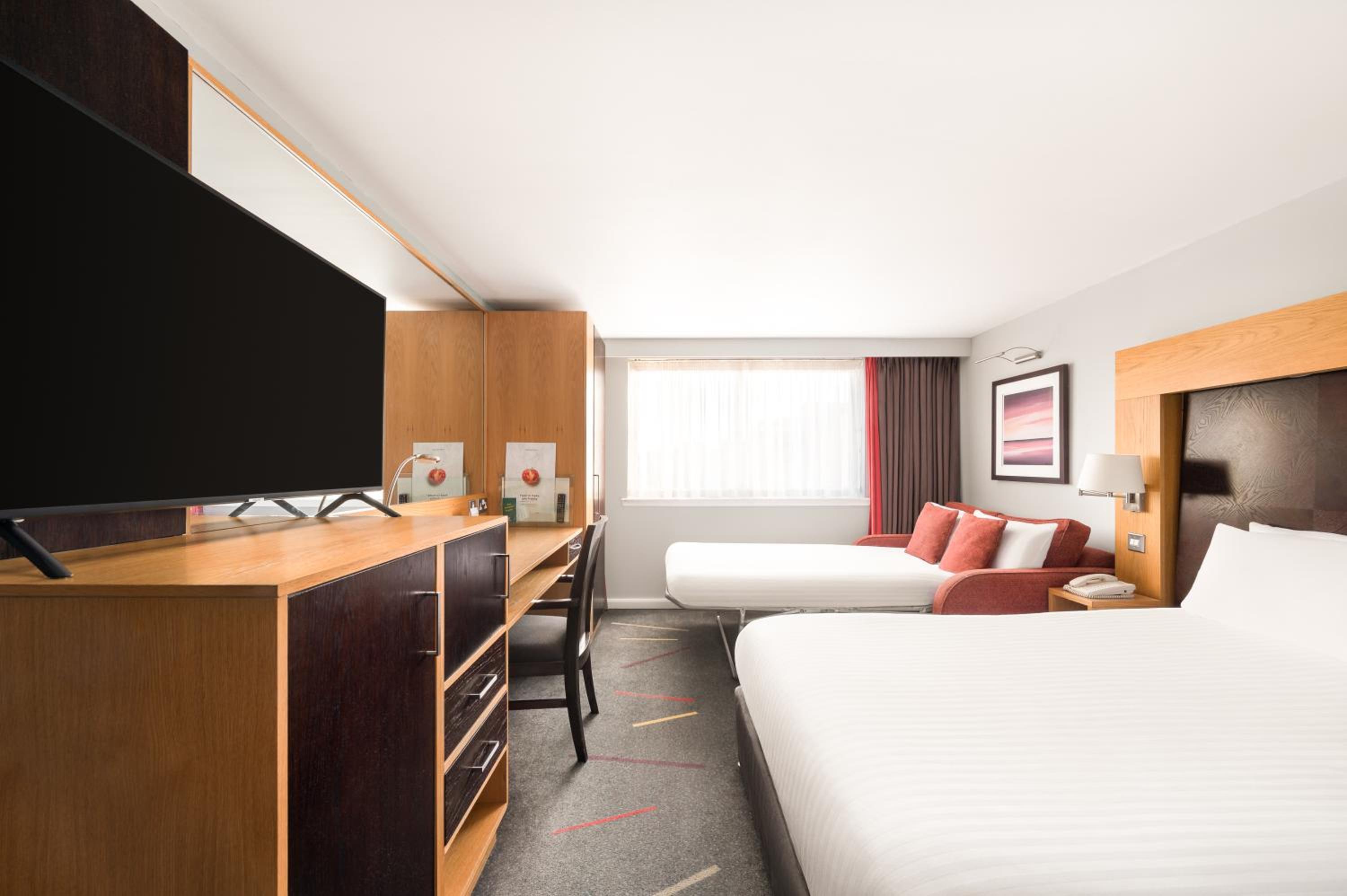 holiday inn aberdeen west by ihg