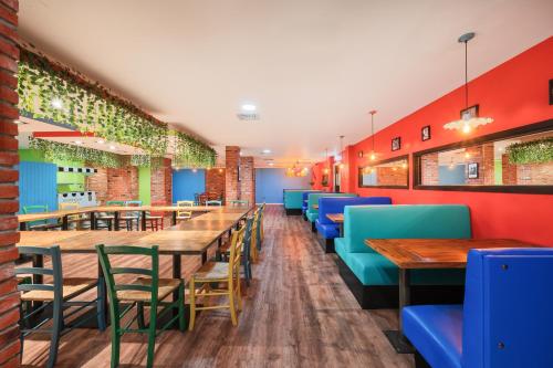 holiday inn aberdeen west by ihg