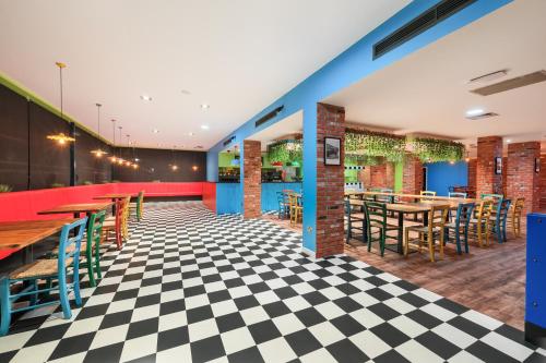 holiday inn aberdeen west by ihg