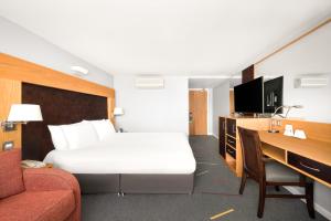holiday inn aberdeen west by ihg