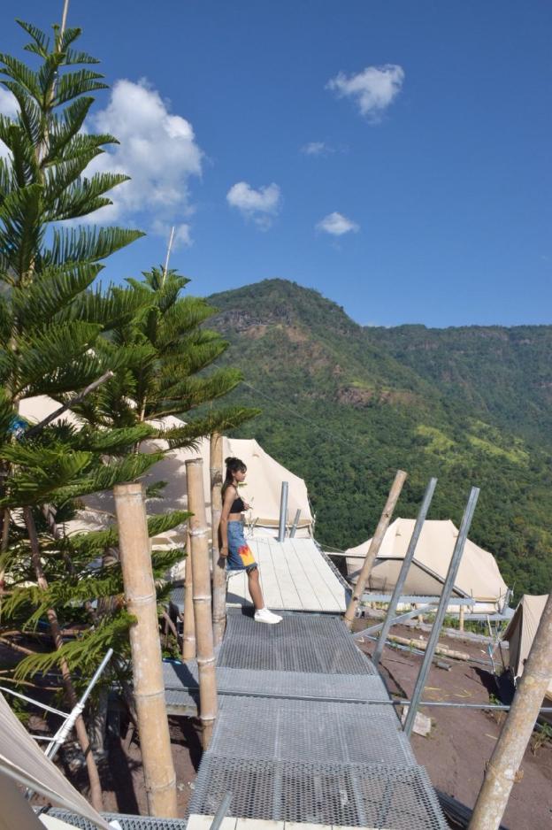 a moment of love by red z khao koh