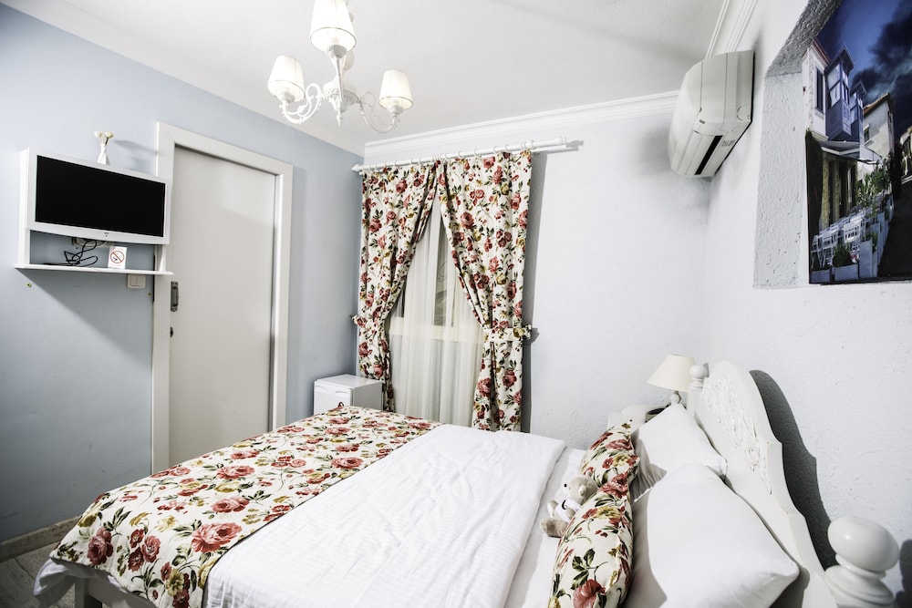 the white hotel