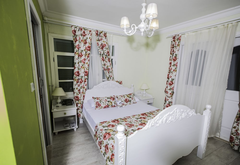 the white hotel