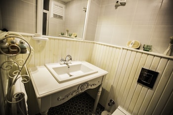 the white hotel