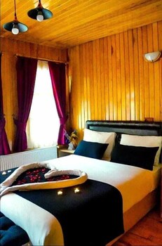 dear otel uzungol