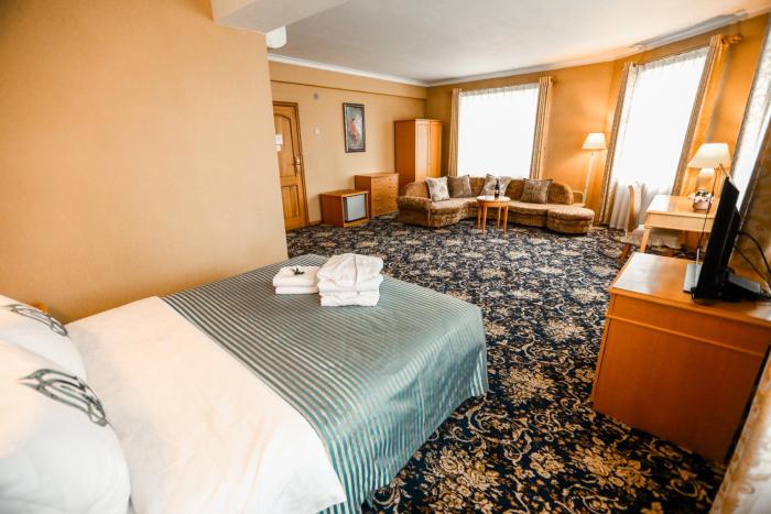 the continental hotel