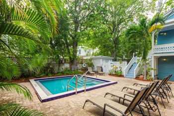 sky loft in key west by brightwild
