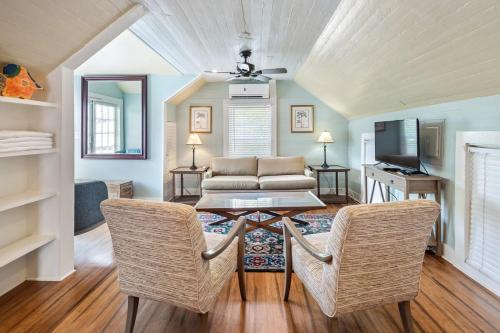 sky loft in key west by brightwild