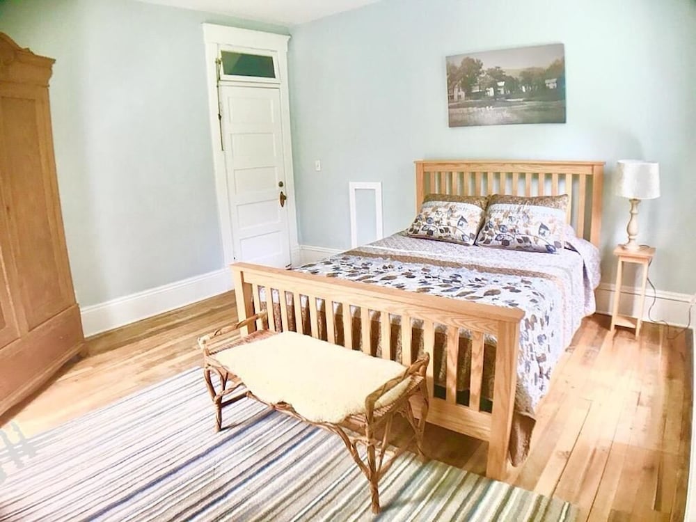 laurel river club bed and breakfast or lrcbnb