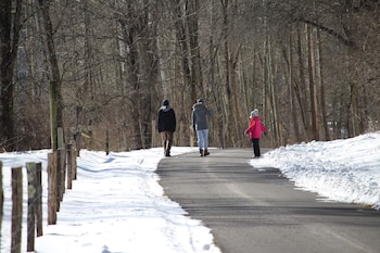 laurel river club bed and breakfast or lrcbnb
