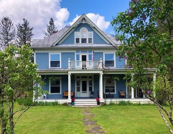 laurel river club bed and breakfast or lrcbnb