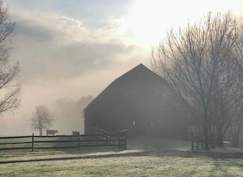 laurel river club bed and breakfast or lrcbnb