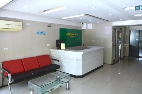 reddoorz sao hotel nguyen ngoc vu