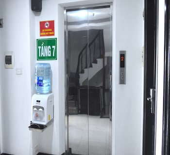 reddoorz sao hotel nguyen ngoc vu