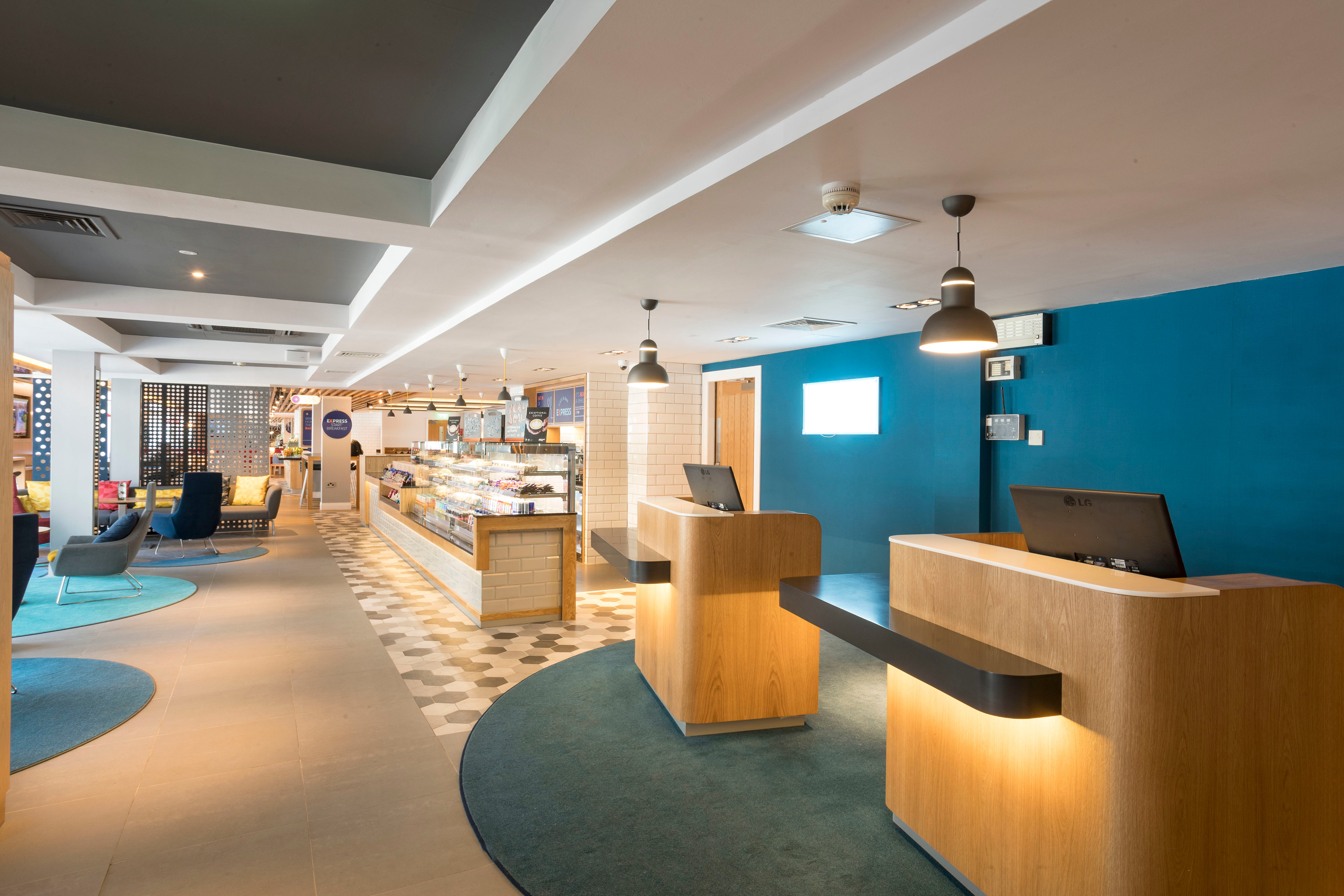 holiday inn express aberdeen city centre by ihg
