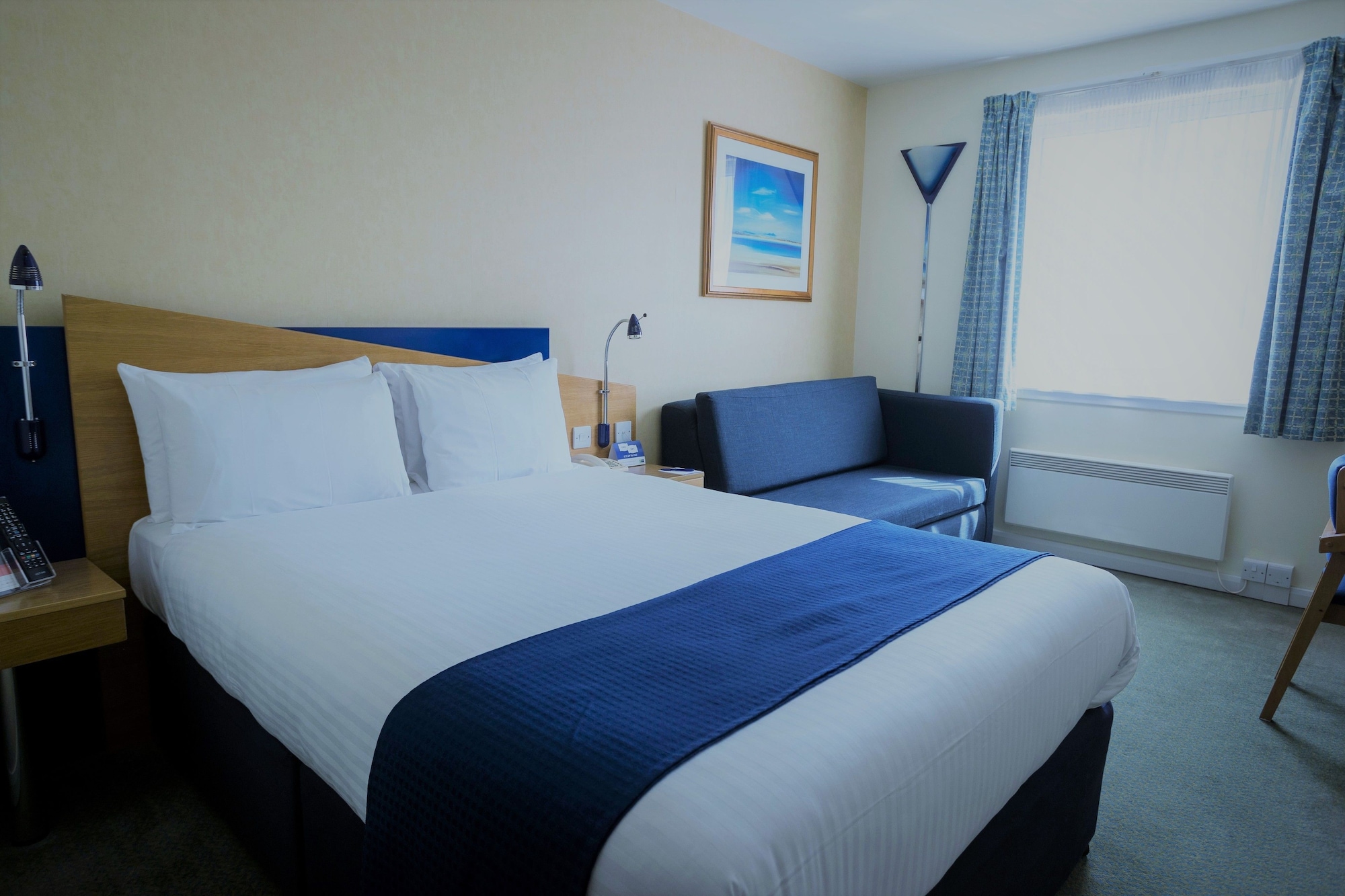 holiday inn express aberdeen city centre by ihg