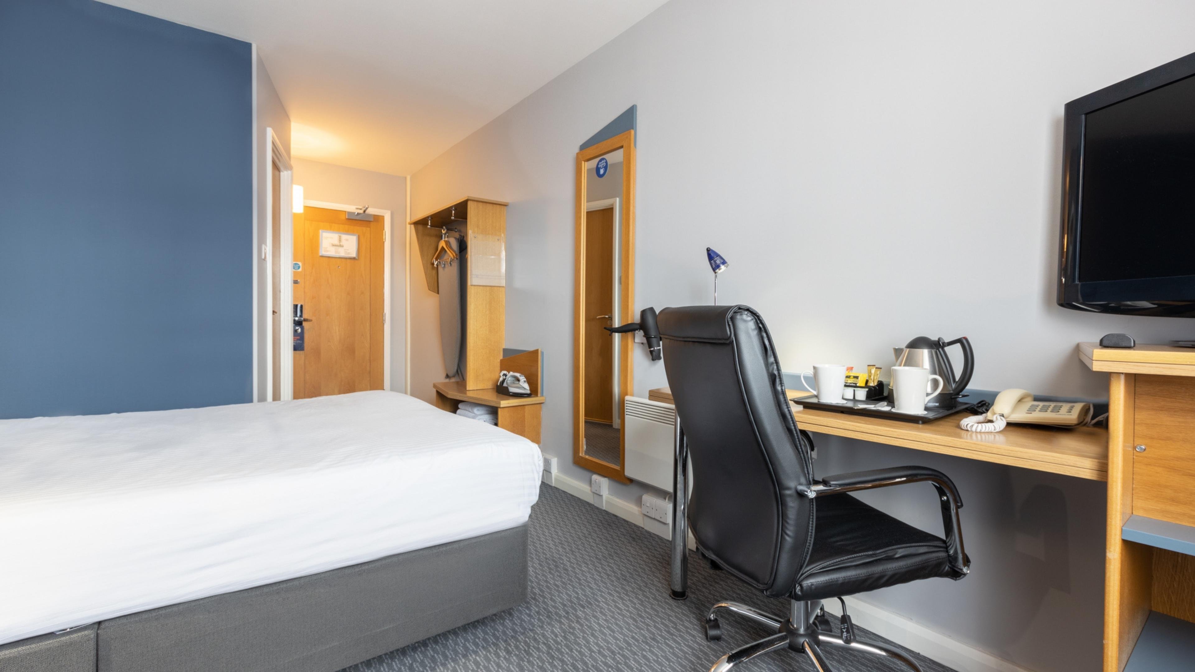 holiday inn express aberdeen city centre by ihg