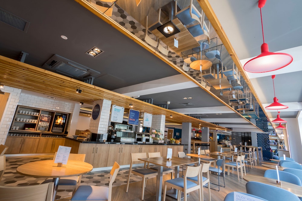 holiday inn express aberdeen city centre by ihg