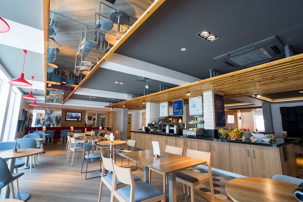 holiday inn express aberdeen city centre by ihg