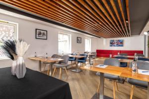 holiday inn express aberdeen city centre by ihg