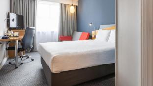 holiday inn express aberdeen city centre by ihg