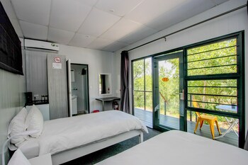 sleepover kruger gate