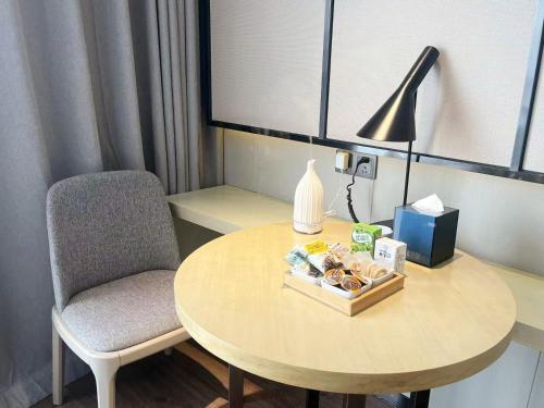 echarm hotel wuzhou canghai lake