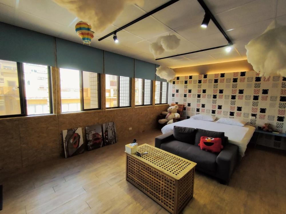 sleep in guest house