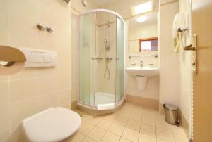 villa lovorka hotel resort drazica