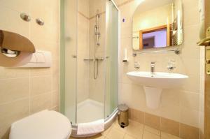 villa lovorka hotel resort drazica
