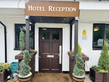 Woodcock Inn,,3 star