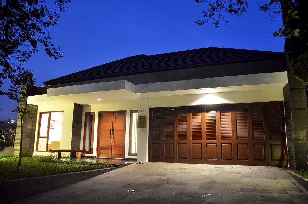 pinus villa 5 bedrooms with a private pool