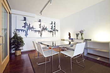 my space barcelona private pool garden