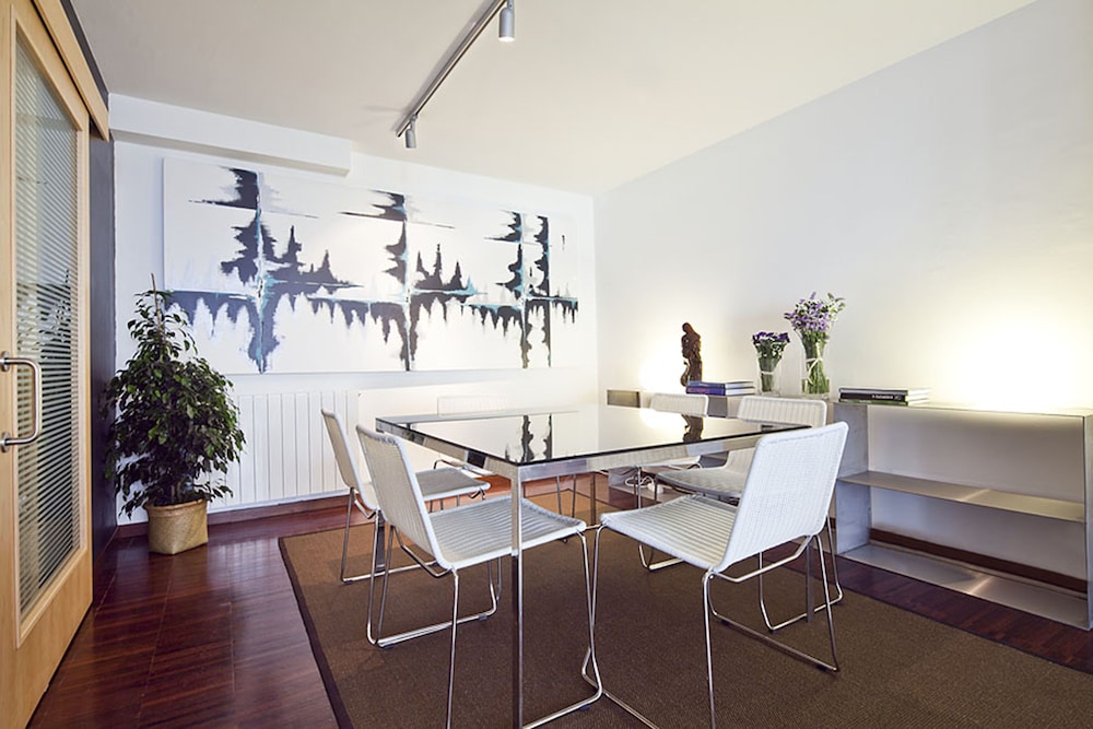 my space barcelona private pool garden