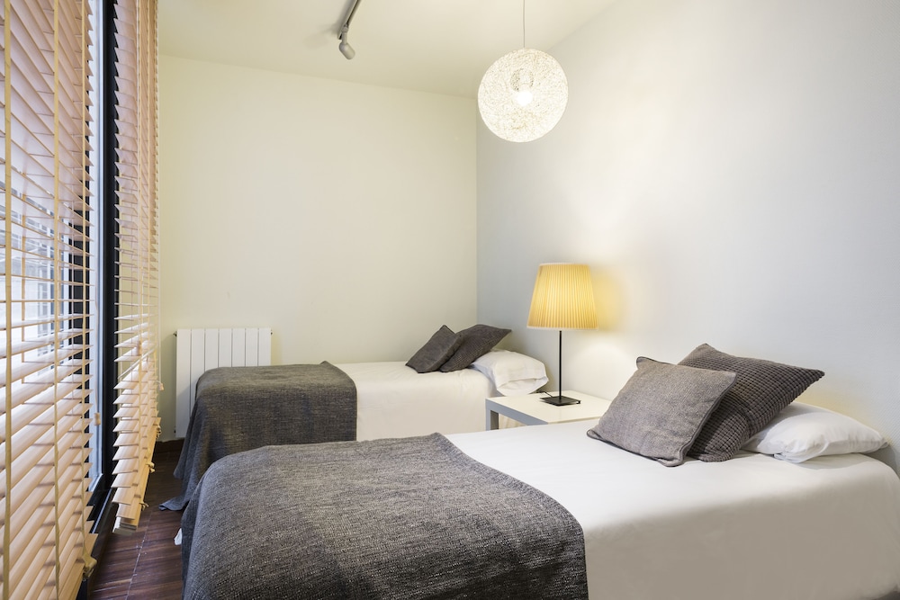 my space barcelona private pool garden