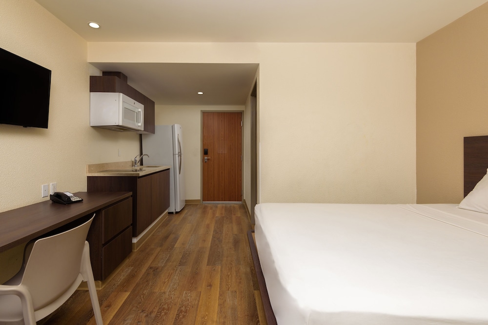 extended suites mexicali catavina