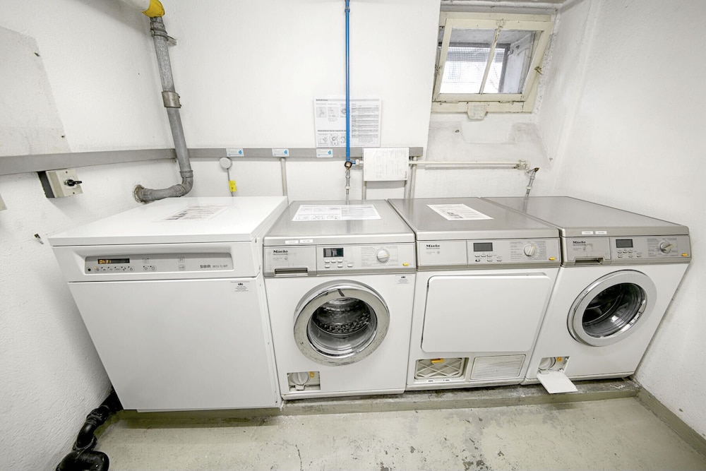 hitrental letzigrund apartments