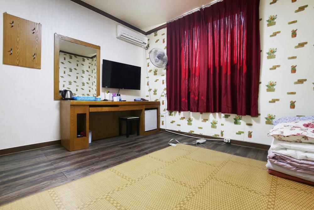 nonsan hwangje motel