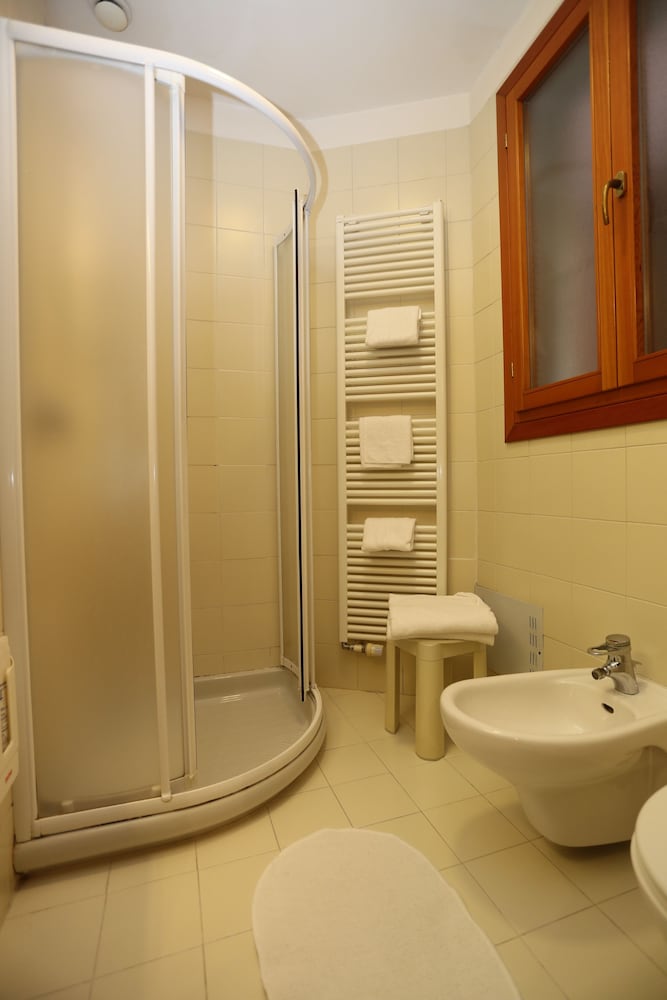 albergo commercio e pellegrino