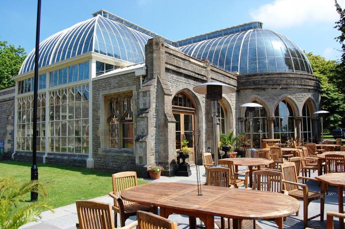 de vere tortworth court