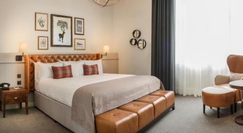 de vere tortworth court