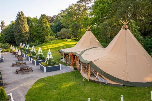 de vere tortworth court