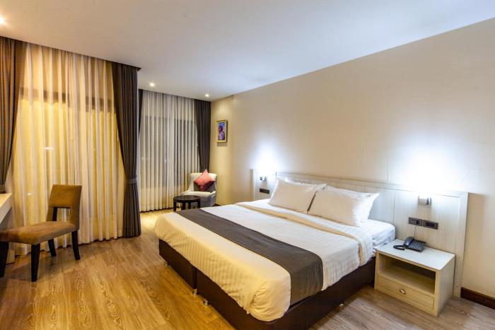 rung aroon hotel by le siri