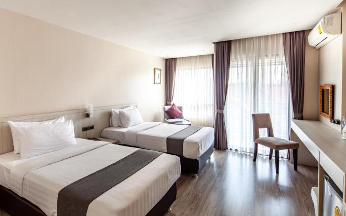 rung aroon hotel by le siri