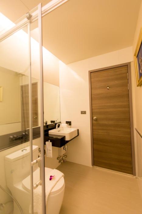 rung aroon hotel by le siri