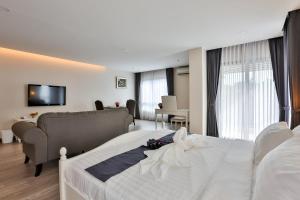 rung aroon hotel by le siri