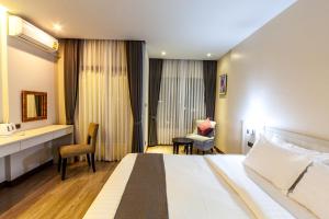 rung aroon hotel by le siri