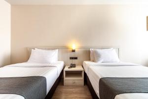 rung aroon hotel by le siri